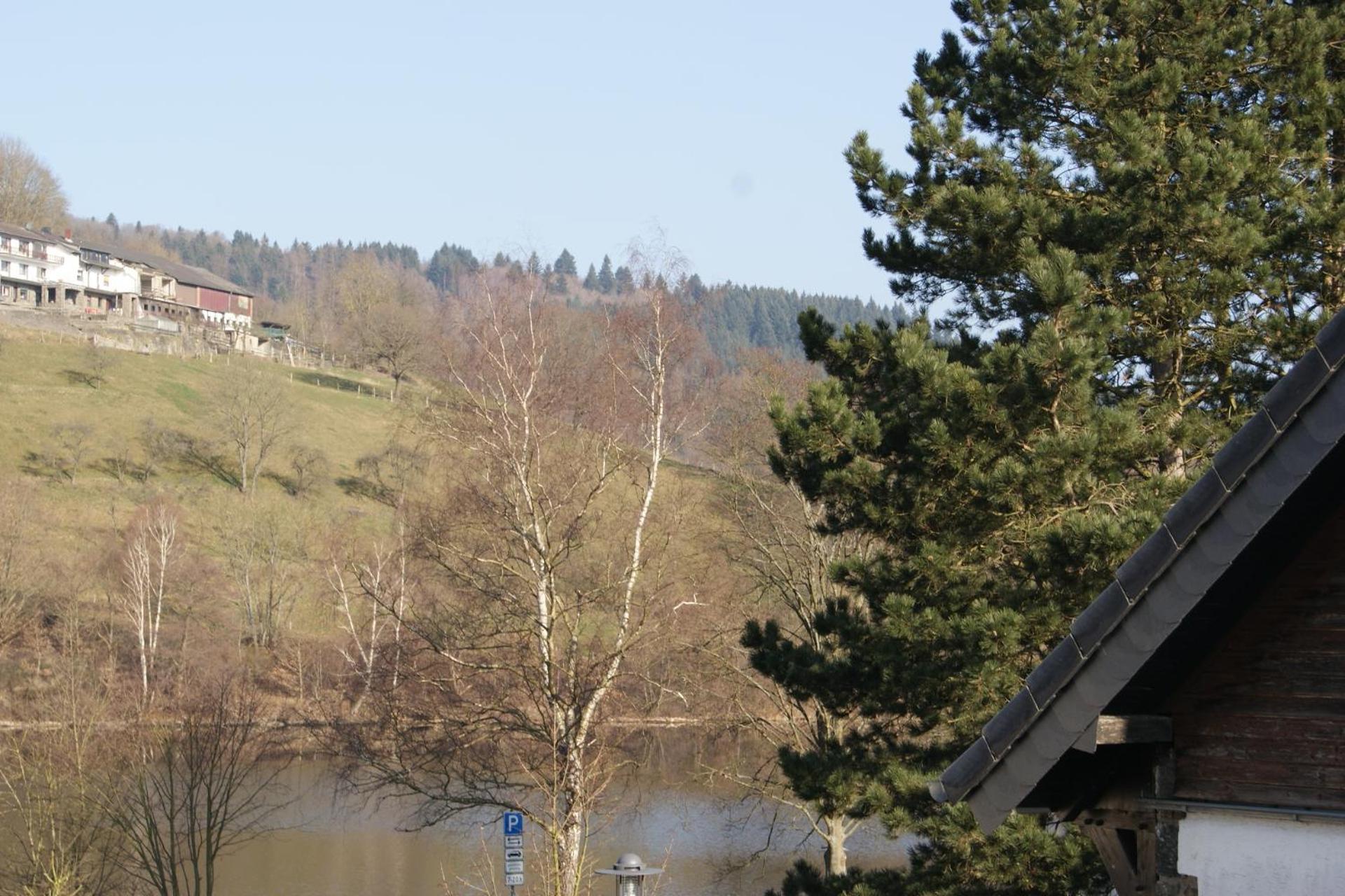 Haus Am See Apartment Einruhr Exterior photo